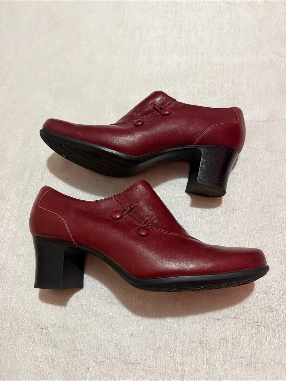Clarks elegant ankle